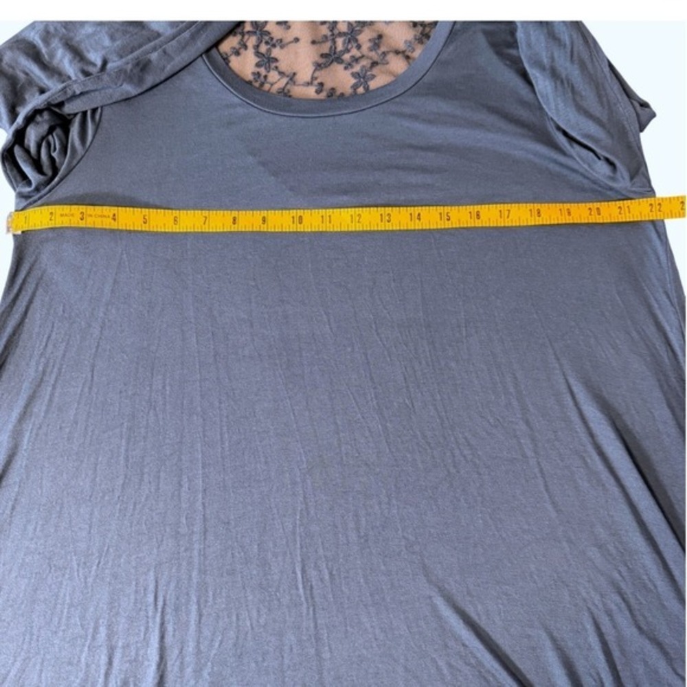 Torrid Super Soft Blouse Top Womens 2X Blue Knit Lace Feminine Shark Bite Hem - Picture 8 of 9